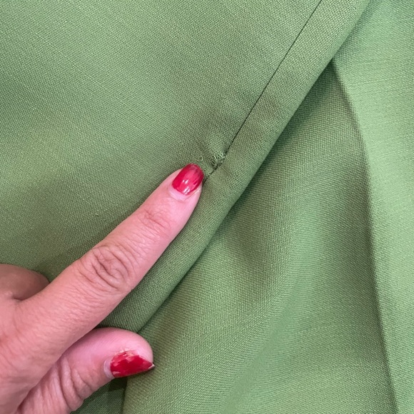 PRADA 100% Virgin Wool Green Knee Length Bermuda High Waisted Shorts - Picture 13 of 14